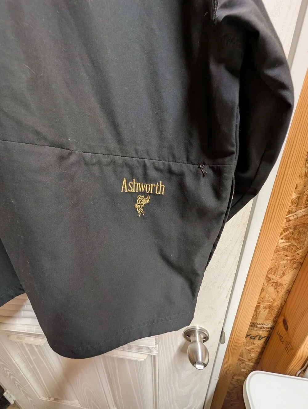 Ashworth ( Large) Black Pullover with Gold Collar and Vanderbilt 'V'